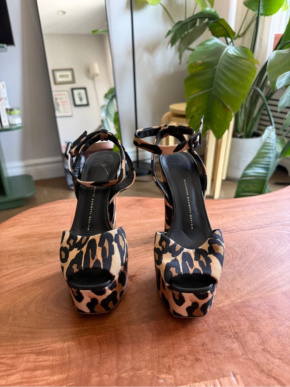 giuseppe zanotti - Leopard Print Platform Peep-Toe Sandals - Women's Brown/Black